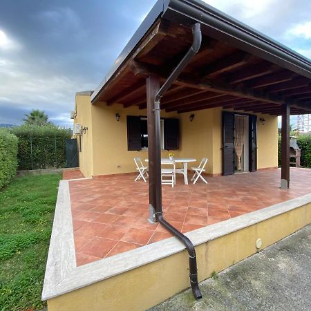 Villa Indipendente Le Coccinelle Beach Mare Piscina A 250 Mt Dal Mare Con Servizio Di Piscina A 400 Mt 12 K Da Cefalu Campofelice Di Roccella Zewnętrze zdjęcie